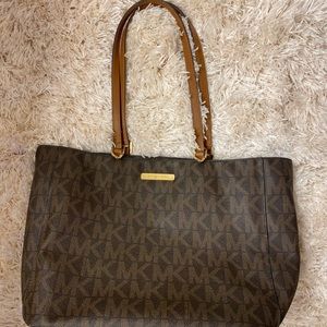 Micheal Kors purse!